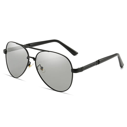 🕶️ 60% DE RÉDUCTION ⏳ Lunettes soleil polarisées UV400 – Monture TR90+métal léger (25g) – Protection jour & nuit, design double pont – idéales homme & femme 🌙