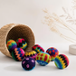🎨 50% DE RÉDUCTION 🧶 Balle anti-stress multicolore en tricot – façon hacky sack, crochetée main – Souple, colorée & apaisante – parfaite pour le bureau, l’école ou la relaxation ✨