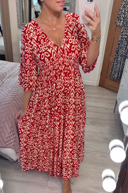 🌸 50 % de Réduction 🔥 Robe à fleurs à col en V – Élégante, légère & parfaite pour les journées ensoleillées 👗