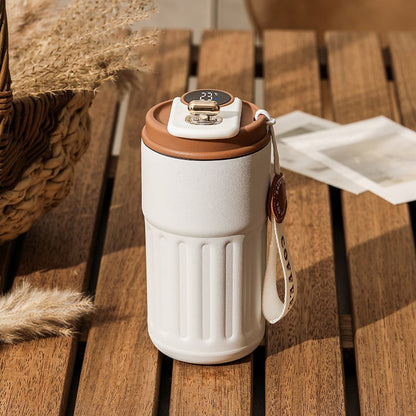 ☕ 50% DE RÉDUCTION! 🚗 Tasse à Café avec Affichage LED – Acier inoxydable 316, 450 ml & double paroi – Couvercle étanche pour emporter ✨