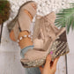 👡 50% DE RÉDUCTION! 🌸 Sandales Compensées à Bout Ouvert & Pompon pour Femme – Style Bohème, Légères & Parfaites Pour Un Look Estival ☀️