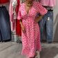 👗💖 Prix réduit de moitié ! Robe imprimée élégante à col en V — Confort léger et look tendance ✨🌸