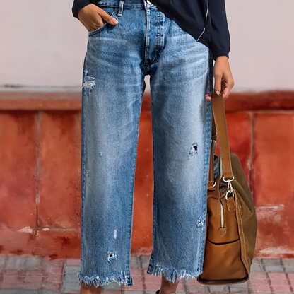 👖 60% DE RÉDUCTION! 💙 Short en Denim Droit à Jambes Courtes – Coupe Élancée, Détails Déchirés & Ourlet Effiloché Vintage ✨