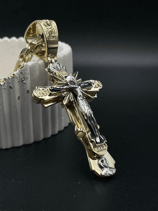 ✝️ ACHETEZ 2 - RECEVEZ 1 GRATUIT ! ⏳ Pendentif Saint Jésus Béni - Design Élégant en Acier Inoxydable, Symbole de Foi et de Protection, Idéal pour Cadeau 📿✨