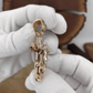✝️ ACHETEZ 2 - RECEVEZ 1 GRATUIT ! ⏳ Pendentif Saint Jésus Béni - Design Élégant en Acier Inoxydable, Symbole de Foi et de Protection, Idéal pour Cadeau 📿✨