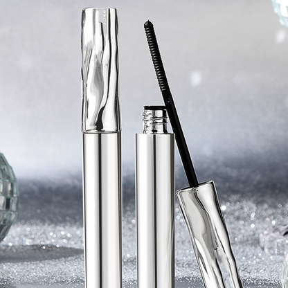 💄 ACHETEZ-EN 1, OBTENEZ-EN 1 GRATUITEMENT ! ✨ Mascara fibre waterproof - Longueur et courbure intenses grâce à des fibres enrichies pour un volume sans paquets toute la journée 🌟👁️