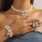 ❄️ 60% DE RÉDUCTION! ✨ Ensemble de 4 Bijoux de Luxe à Double Rangée de Fausses Perles - Collier & Bracelet avec Fermoir Doré pour une Élégance Intemporelle 💎✨