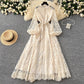 👗 60% DE RÉDUCTION ! ✨ Robe Vintage à Manches Lanternes Brodées – Dentelle Délicate, Coupe Romantique & Élégance Rétro 🌸