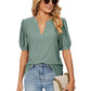 👚 50% DE RÉDUCTION 🌸 Chemise unie à col en V et découpes pour femmes – Tissu léger, design fluide avec détails découpés – parfaite pour un look chic ou décontracté, en été ou au bureau ✨