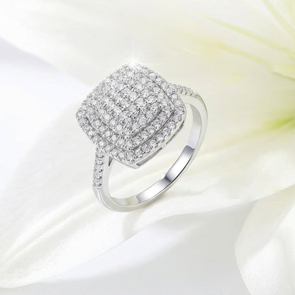 💍 60% DE RÉDUCTION! ✨ Bague Carrée Double Halo Brillante pour Femme – Design Éclatant, Finition Or & Parfaite pour les Occasions Spéciales 🌟