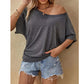 👕 50% DE RÉDUCTION ✨ T-shirt femme à épaules dénudées & manches courtes – Coupe ample & tissu léger – Style décontracté, disponible en gris/noir/marron, tailles S-XL – parfait pour l’été 🌸