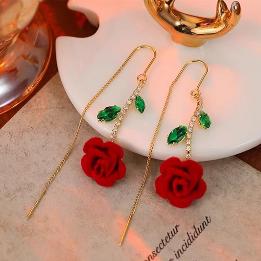 🌹 50% DE RÉDUCTION! ✨ Boucles d'Oreilles Rose Rouge avec Tige en Cristal – Style Threader, Micro-Incrustation & Design Élégant Pour Un Look Romantique 💎
