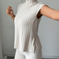 👗 50 % de Réduction 🔥 Ensemble deux pièces – haut à col montant & pantalon à jambes larges – Élégant, confortable & tendance pour toutes les occasions ✨