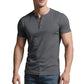 👕 50 % DE RÉDUCTION ☀️ T-shirt Henley manches courtes – Fraîcheur maximale & look moderne – parfait pour l’été ✨