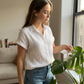 👚 50% DE RÉDUCTION ☁️ Chemise décontractée d'été à manches courtes pour femme – Tissu léger & coupe fluide – Parfaite pour les journées chaudes, le bureau ou les vacances – élégante et respirante 🌸