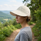 🧢 50% DE RÉDUCTION ☀️ Casquette solaire UPF 50+ queue de cheval – Bloque 99% UV & structure maintenue – Sangle élastique 54-60cm, boutons anti-vent – 3 coloris, pack économique ✨🌿