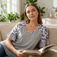 👚 50% DE RÉDUCTION 🐆 Top décolleté en V imprimé léopard – Coupe fluide & légère – Parfait pour un look casual ou une soirée tendance – confortable et féminin 🌿✨