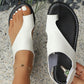 👡 50% DE RÉDUCTION 🌸 Sandales plates à anneau d’orteil pour femme – Bride ajustable & semelle souple – Parfaites pour l’été, la plage ou les journées décontractées – élégantes et confortables ✨☀️