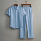 👔 50% DE RÉDUCTION 🔥 Ensemble homme 2 pièces texturé – Chemise & pantalon décontracté – Coupe coordonnée & respirante – parfait pour voyager ou un look soigné au quotidien ✨🧳🌿