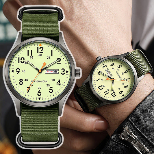 ⌚ 50% DE RÉDUCTION 🎉 Montre à quartz homme – Double affichage lumineux & 30M étanche – Fenêtre date – style & fonctionnalité au poignet 🕶️✨💪
