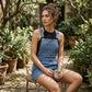 👖 50% DE RÉDUCTION ⏰ Salopette courte en jean vintage – Coupe droite & grandes poches – Parfaite pour les journées chaudes ou les sorties actives – look décontracté et intemporel 💙✨