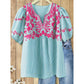 👚 50% DE RÉDUCTION 🌸 Blouse légère brodée – Tissu fluide, détails raffinés & coupe aérée – Parfaite pour l’été, le bureau ou un look romantique au quotidien – féminine et confortable 💐✨