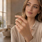 💍 50% DE RÉDUCTION ⏳ Bague initiale scintillante ajustable – Élégante & personnalisable – Parfaite pour un cadeau ou une touche chic au quotidien – brillante et confortable ✨💖🌿
