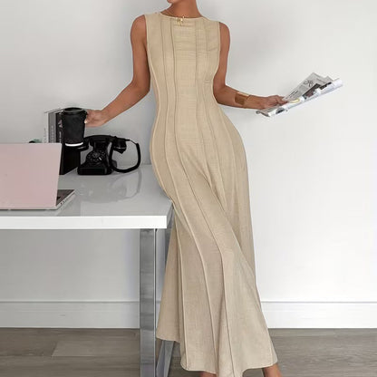 👗 60% DE RÉDUCTION 🌸 Robe maxi sans manches plissée – Coupe A-line & fluide – Parfaite pour l’été, les vacances ou un look élégant – légère, confortable et intemporelle ✨☀️🌿
