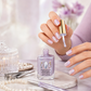 💅 ACHETEZ 2, OBTENEZ 1 GRATUIT! ✨ Fortifiant à Ongles Effet Miroir Lilas – Finition aurora glacée, séchage rapide & renforçant – Pour des ongles brillants et résistants 🌸