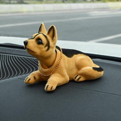 🐶 50% DE RÉDUCTION! 🚗 Figurine Chien Hochet pour Tableau de Bord – Mouvement automatique, peluche premium & 7 races – Cadeau parfait pour les amoureux des chiens 🎁
