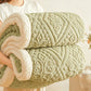🛋️ Économisez 50%! 🧶 Couverture ultra‑douce – Légère, chaude & idéale pour voyager ✨